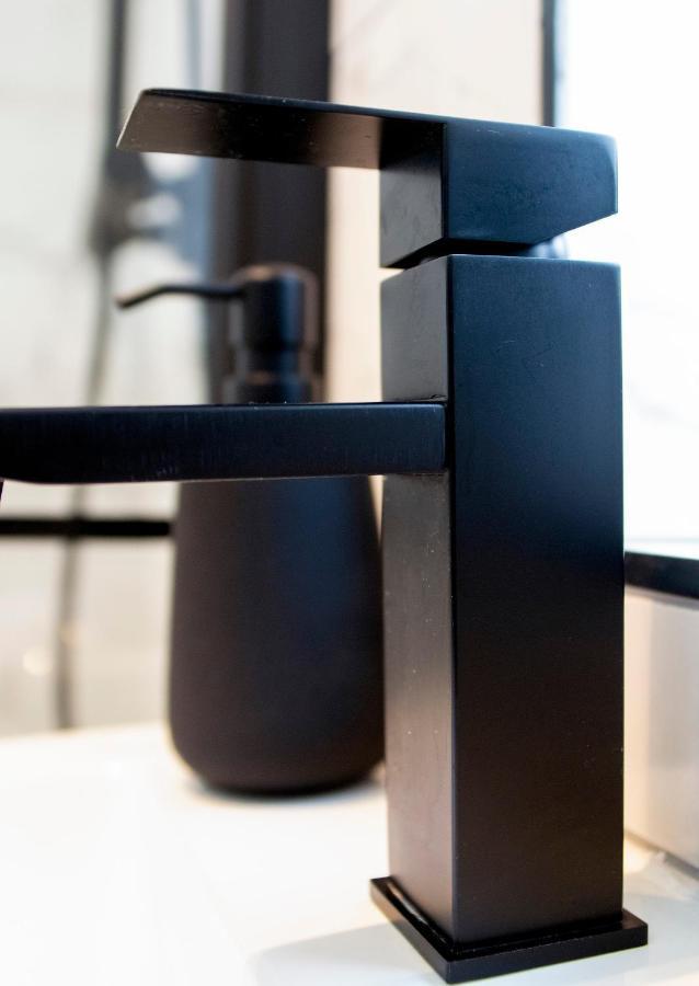 The Belfast Boutique Central Cozy Sleeps7 (Adults Only) エクステリア 写真